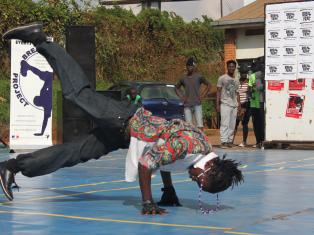 Breakdance event i Kampala ved Breakdance Project Uganda. Foto af Lisbeth Kristine Olesen